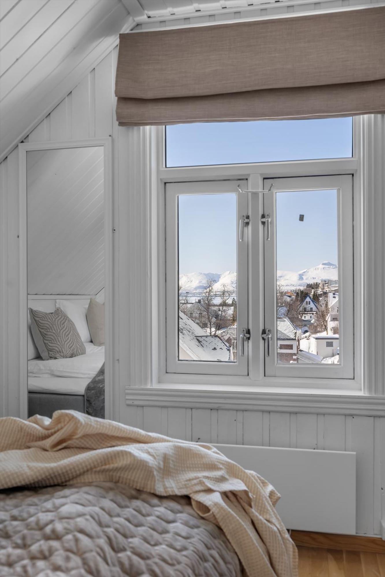 Cozy Central Loft Apartment With Amazing View Tromsø Dış mekan fotoğraf