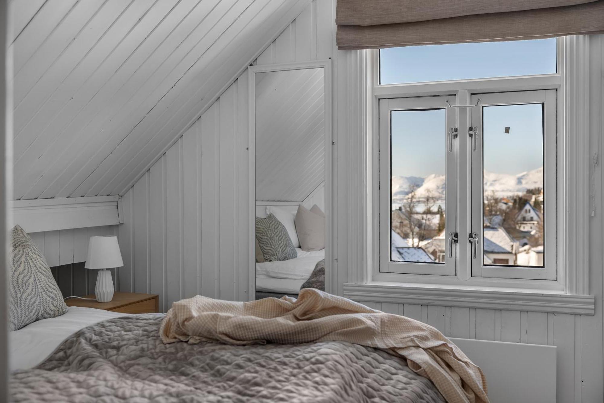 Cozy Central Loft Apartment With Amazing View Tromsø Dış mekan fotoğraf